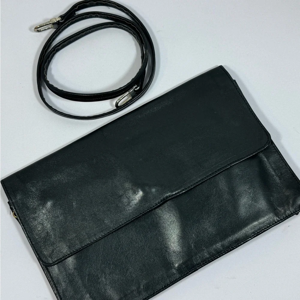 Elegant Black Leather Women's Bag
